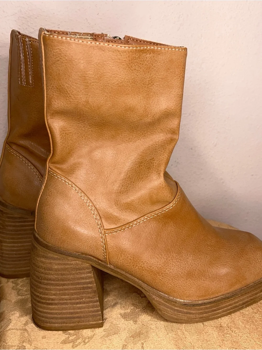 Size 5.5 Beast Fashion Tan Brown Boots Block Heel Pull On Boho Bohemian Vegan
